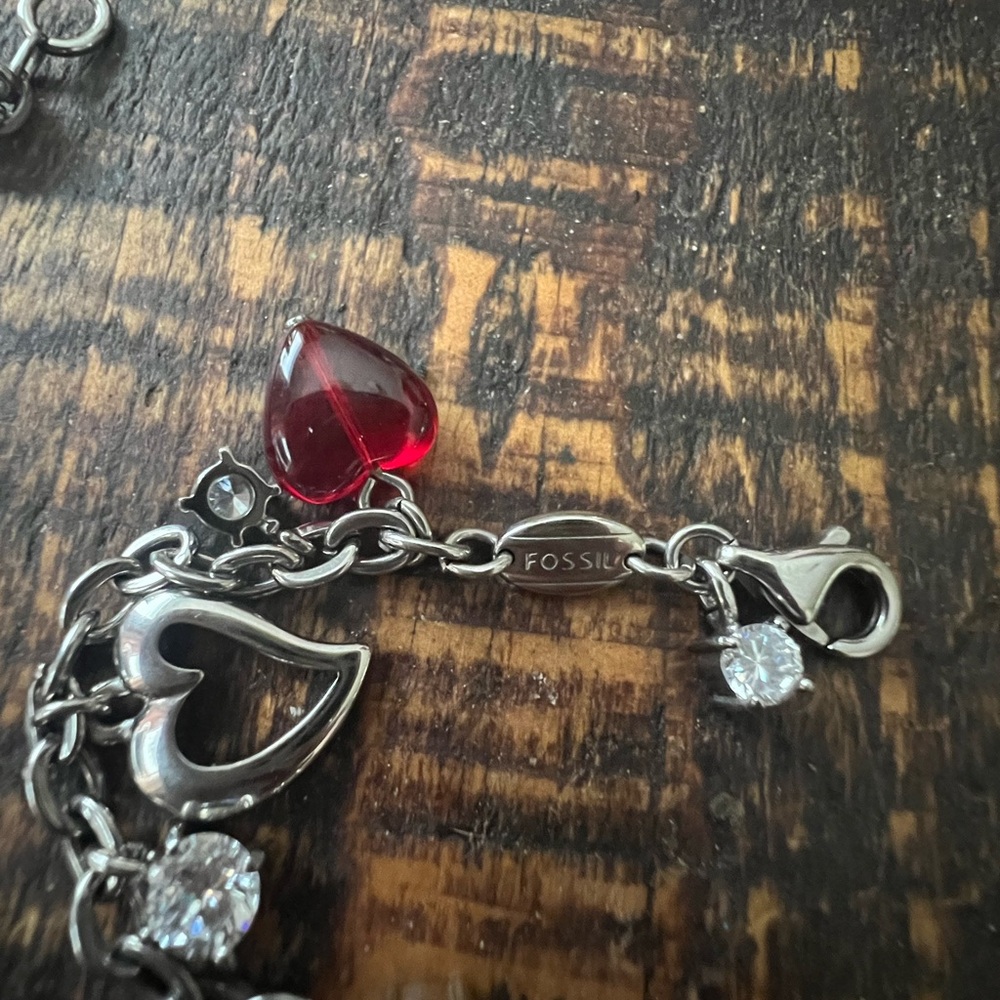 Fossil heart bracelet